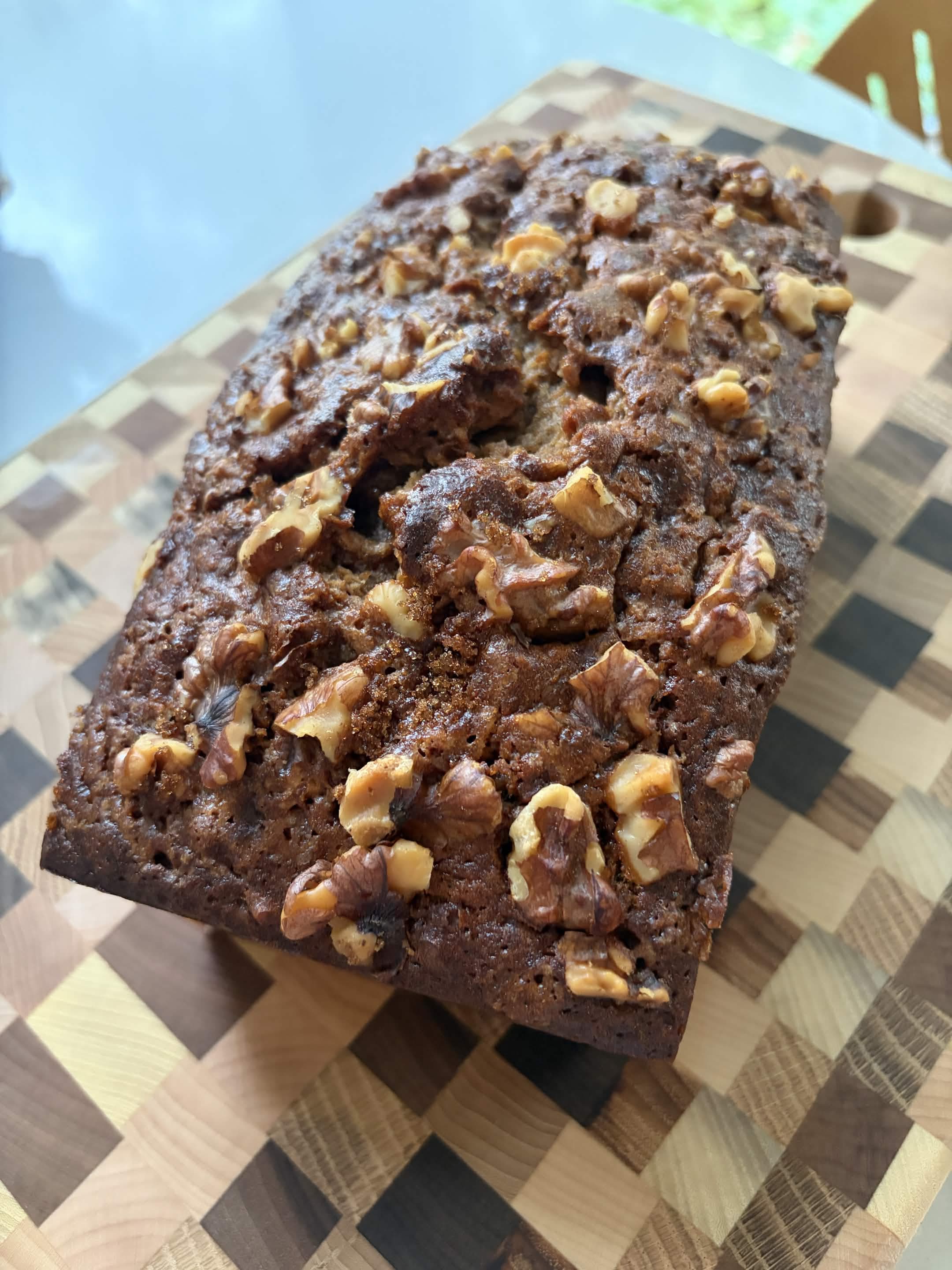 Bana bread with walnuts